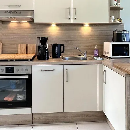 Holiday home Amazing In Graal-mueritz With Wifi
